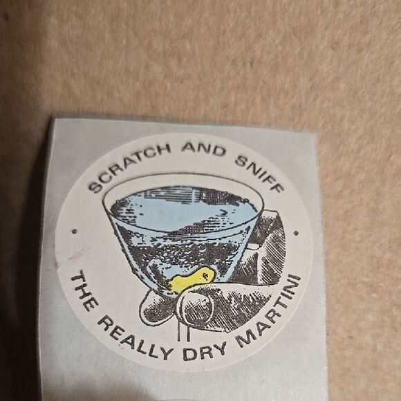 Scratch and Sniff Sticker The Really Dry Martini 1 Vintage Retro Y2k Collect - Picture 1 of 9